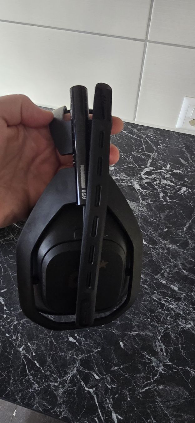 Astro Gaming Cuffie: Gaming Headset Astro A50 – Usato da Wiler b.Utzenstorf venduto da jul_hor 5
